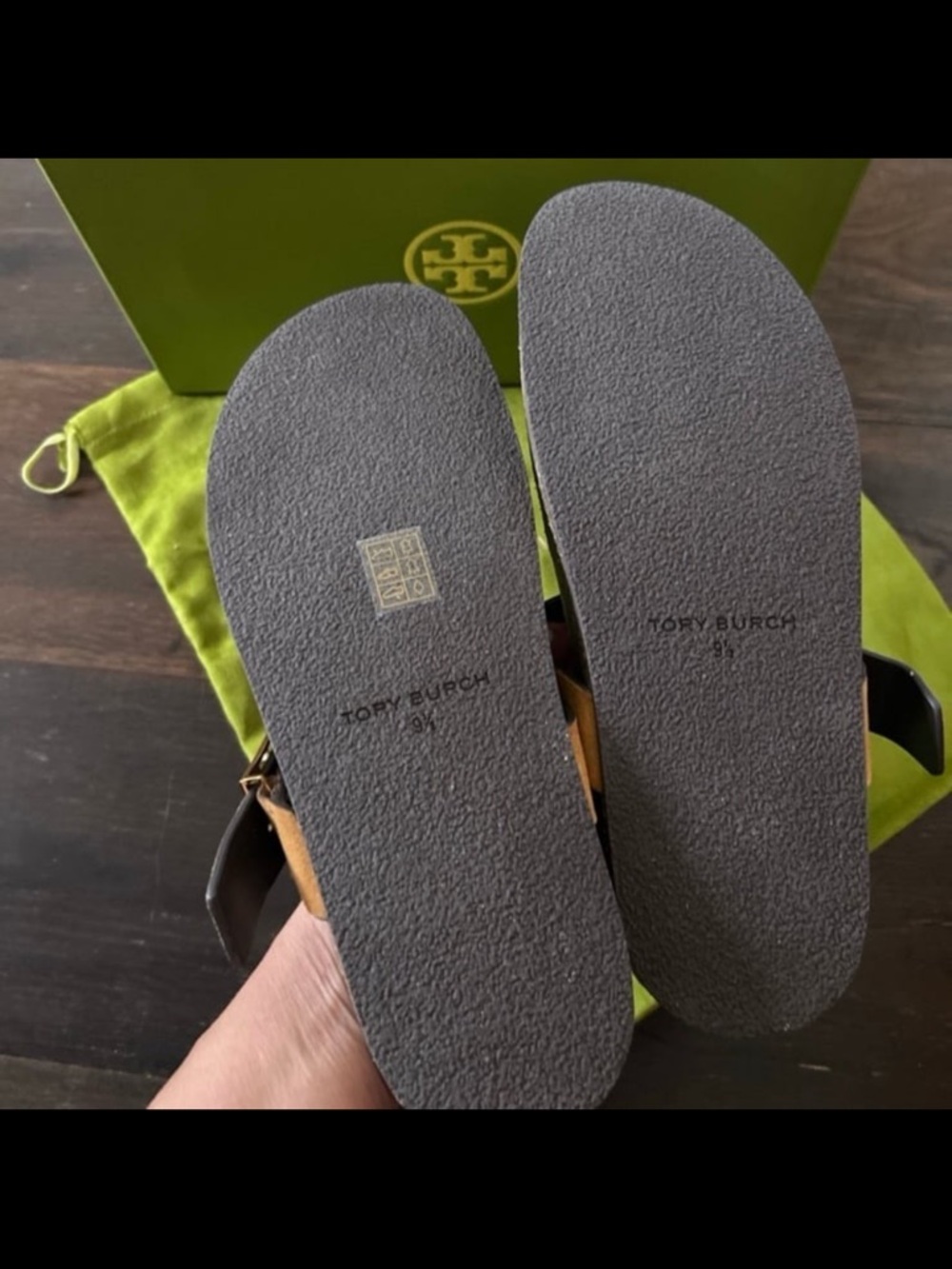 NIB ~ TORY BURCH MELLOW SUEDE THONG SANDALS sz 9.5 - Picture 6 of 12